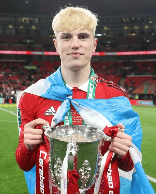 纳乔已经很长时间思考未来 他正考虑去美国踢球 纳乔已经很长时间思考未来 他正考虑去美国踢球